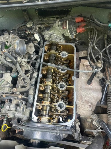 Gasket Installation Stops Oil Leaks in Geo Tracker