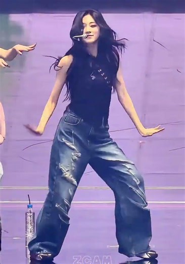 IVE 🌺 Gaeul 🌳 aespa 🌠 Whiplash ⚡ Close UP 🔍 #ive #アイヴ #아이브 #DIVE #ダイヴ #다이브 #Gaeul #ガウル #가을 #秋天 #秋ちゃん