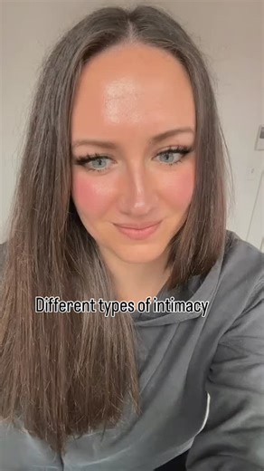 Did you know there’s 5 types of intimacy?! Strengthening your intellectual intimacy will help in other areas of your relationship too! #couples #relationships #intimacy | Megs Brass