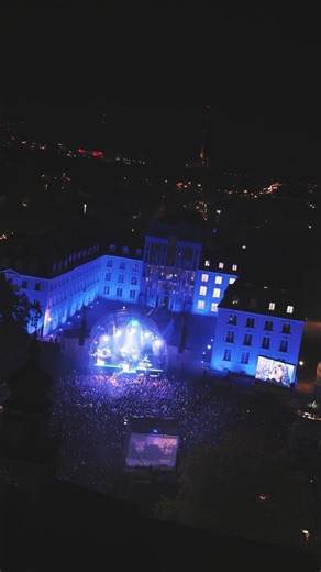 Tag der Deutschen Einheit 2026 on Instagram: "✨ Feiern wir, was uns verbindet! ✨ Was für ein großartiges Fest in Saarbrücken – mit so vielen Eindrücken, besonderen Momenten und tollen Menschen. Hier kommt der Rückblick auf Tag 2, an diesem besonderen Feiertag! ❤️ Danke, dass ihr dabei wart – wir sehen uns morgen wieder. Kommt gut nach Hause! ✨"