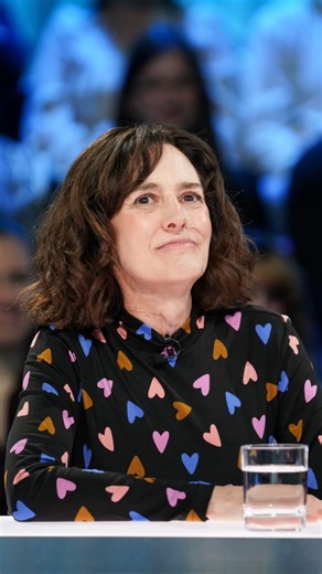 Isabelle Brouillette livre un témoignage bouleversant par sa lucidité, sa sérénité et sa force. La comédienne a dû subir l'ablation de son nez suite a un diagnostic d'un cancer du septum nasal. #tlmep | Tout le monde en parle