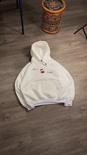 TIBA TIBA Artikel Baru: Stok Terbatas Hoodie Gloomy