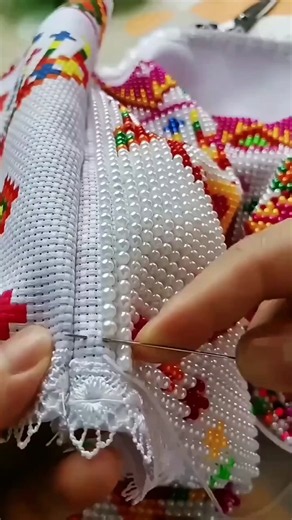 Easy Pearl Bead Embroidery Tutorial for Beginners