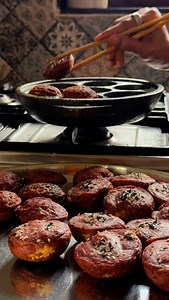 A Vibrant Living twist on a South Indian classic! Made with ragi dosa batter, purple cabbage, beetroot, and stuffed with our fresh house-made tofu, cooked in a traditional kalchetti (soapstone) paniyaram maker. Crispy on the outside, soft inside, and bursting with color nutrition. Would you try these little purple delights? Would you try other versions at home? Please share with us here. Tip : They come out even better and colourful with a jowar batter or rice batter. I just did them with ragi b