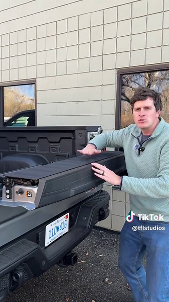 GMC Has A Magic Tailgate! #gmc #sierra #4x4