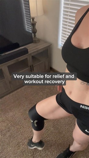 Knee relief in just minutes?! How? 🤔 ✅ Instant Relief: Experience immediate pain reduction with our sleeve's quick-acting therapy, designed to soothe sore muscles and joints in minutes. ✅ Soothing and Therapeutic: Enjoy 360° coverage that ensures every part of your knee or elbow receives the healing it needs, maximizing the therapeutic benefits. ✅ Ease of Freezing and Heating: Simplify your life with a sleeve that transitions effortlessly from freezer to microwave, offering both cold and warm t