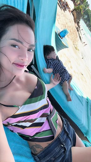 Erika Carlina: Trend dan Kegiatan Terkini