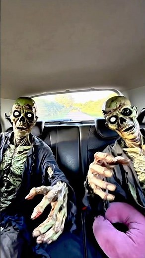 “Funny Zombies Gone Wild – When the Apocalypse Becomes a Comedy!”#shortvideo