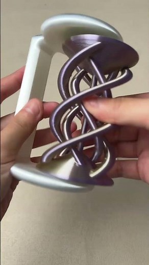 3D-printed Twister Spinning Helix Optical Illusion toy #filament #3dprinting #3dprinted #cailab #toy