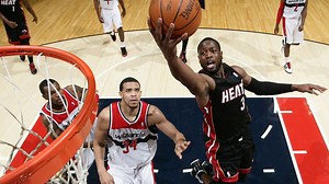 Great 360-degree layups in NBA history