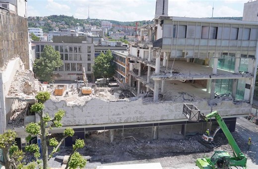 Stuttgarter Innenstadt: Abriss der ehemaligen Sportarena schreitet voran