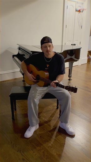 Morgan Wallen on Instagram: "⛹️‍♂️"