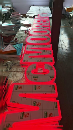 🌟 Draw In New Customers With Stunning Custom Neon & LED Signs #shop #store #abyss #signmaking #led
