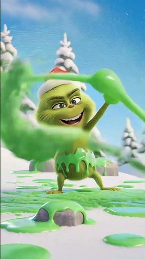 🟢 ADORABLE GRINCH juega con SLIME GIGANTE en la NIEVE ❄️ #shorts