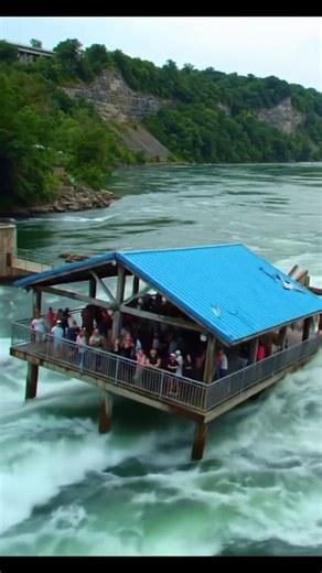#VolcanicEruption #LavaFlow #FireMountain | Candace Campbell | Facebook