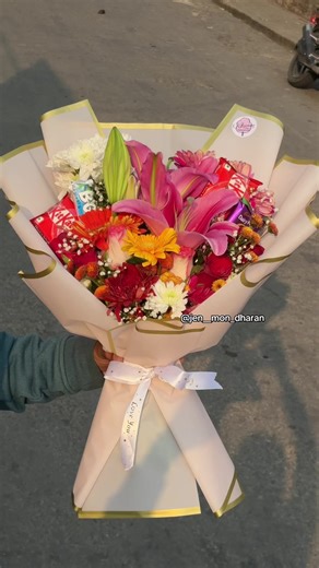 Store location:-Dharan 10,VRC opposite Feel Free to inbox 📥 WhatsApp:-9804300580 Insta:-jen__mon_dharan #fypp #jenmondharan #dharanmuser #lily #chocolate