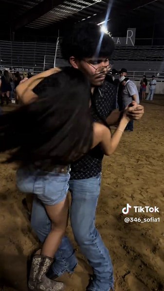 Experience the Joy of Huapango Dance