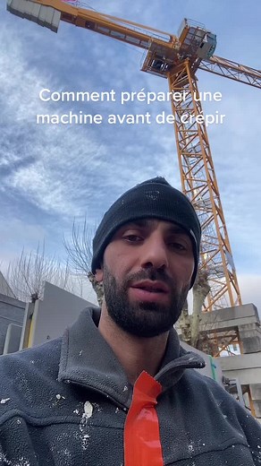 Voici la preparation d’une machine à crépir #pourtoi