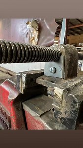 My idea of fixing the thread on an old damaged vice , easy fix 👍👨‍🏭👨‍🏭💖 | Padurean George