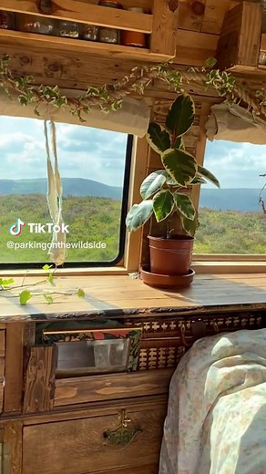 Kind of felt like a scene from Howl’s Moving Castle except the castle is our teeny campervan 🧡🚐 Rolling up to these hills blooming with pink heather and bilberry bushes reminded us that there is a lot more magic hidden in the UK that we have yet to see. 🌸 Every time we run out of days in Europe we have to stay in Britain for 90 days before we can return across the sea once more. We never have high expectations of what we will see in our homeland but each and everytime we find ourselves shocke