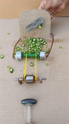 तोपाज ब्लेड बेल्ट से बाया फास्ट मरचु कटिंग मशीन ।new project। new idia।new experiment 2026