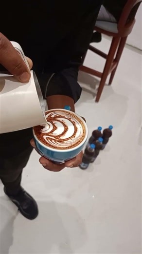 POV:- Mocha Latte art tulip 🌷#coffeelatteart #shortvideo #coffeelover #subscribe #fypシ゚viral 🌿🌷💯