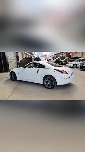 Nissan 350Z Showcase: Features and Performance