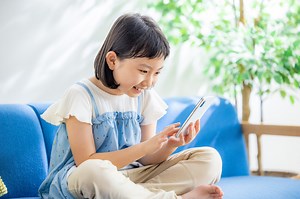 【高学年の女子小学生が選ぶ】好きな「YouTubeチャンネル」ランキング！　2位は「HikakinTV」、1位は？ | エンタメ ねとらぼリサーチ