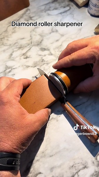 Roller Sharpener: 400/1000 Grit Knife Sharpening