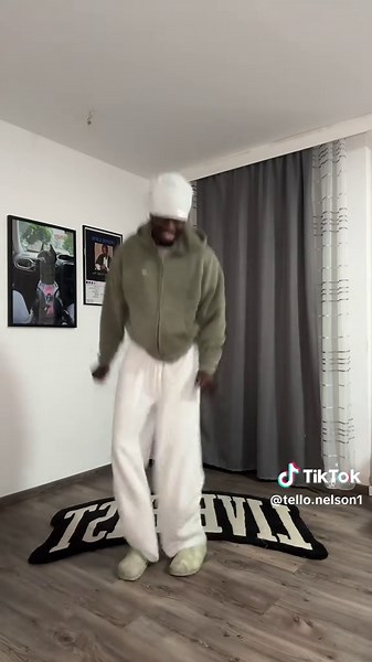 Dc:@carlsuffrin #fyp