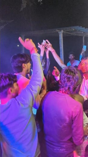 Nach nagin jaisan ge 🐍🐍❤️😘 #holigeet #bhojpuri #dancemusic #dancesong #raushanrohi #dance