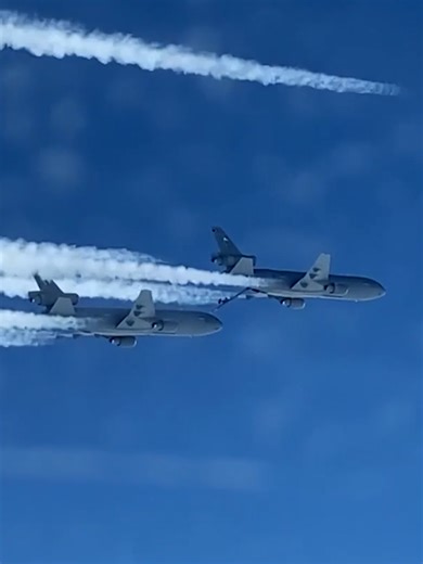 Stunning Footage of an F-18 Pilot in Action