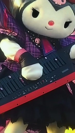 Concierto en vivo de Kuromi en Universal Studios Japan