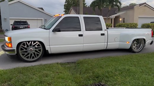 Chevy Dually: Performance and Customization Guide