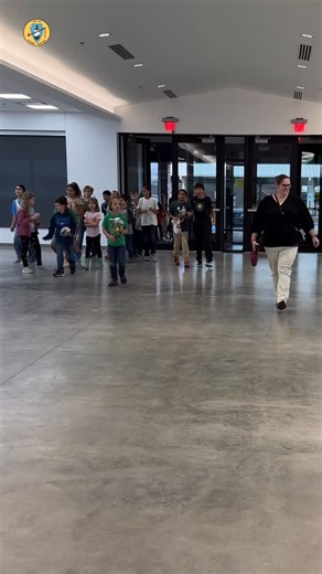 𐓈𐒰𐓄𐓂𐓆𐒼𐒰 𐒰͘𐒼𐓂𐓈𐒰𐓄𐒻 (Our School) hosted its annual Thanksgiving program and meal at Wakon Iron Hall in Pawhuska. Students performed a skit and exhibited their artwork and Archie Mason blessed the delicious Thanksgiving meal prepared by teachers, parents, and volunteers. #𐓈𐒰𐓄𐓂𐓆𐒼𐒰𐒰͘𐒼𐓂𐓈𐒰𐓄𐒻 #𐓏𐒰𐓓𐒰𐓓𐒷 #𐓏𐒰𐓓𐒰𐓓𐒷𐓇𐓂͘𐓇𐓂͘𐓏𐒷 | Osage Nation