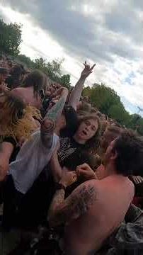 Amon Amarth Live In London - Deceiver of the Gods - PIT POV