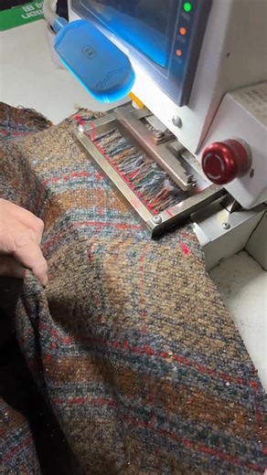 Made in dohko | Half-length skirt . . . #garmentmanufacturing #garmentmanufacturer #clothingmanufacturer #clothingbrand #fashiondesigner #garmentfactory... | Instagram