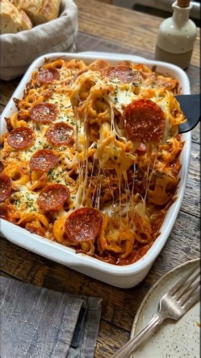 Pepperoni Tortellini Bake | Cheesy Pizza Pasta Casserole