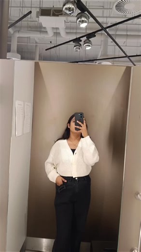 Nisha Kumari 🩺 on Instagram: "For template dm me 🐥💕✨ Send me this reels on my dm and I'll send you #instagram #trending #indianstudents #reelsinstagram #temples #capcut #viralvideos #russia #mbbsstudent #internationalstudents"