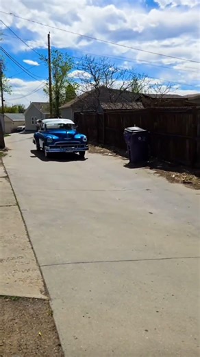 #classiccars #automobile #lowriderfxlrs #carmodification #lowrider #oldclassic #lowridercar