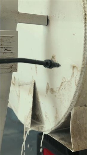 CLEAN BOTTOM #PONTOON #suds #soap #cda