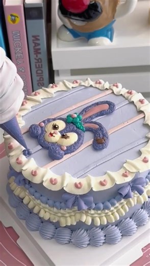 #tiktok #fyp #fypp #satisfying #dessert #food #cake #baking #cakedecoration #cakedecorating