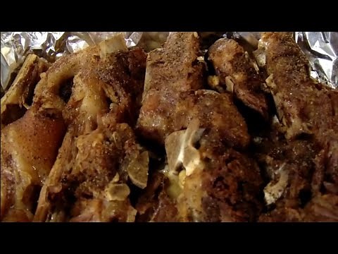 How To Cook Pig Tails And Neckbones