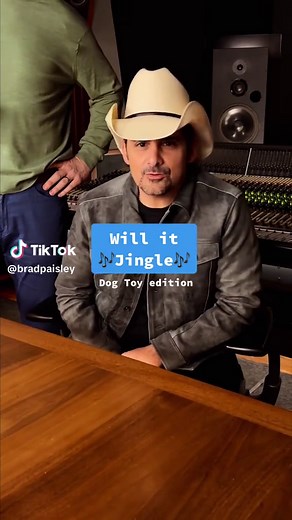 Brad Paisley and Peyton Manning Discover the Perfect Jingle with a Dog Toy