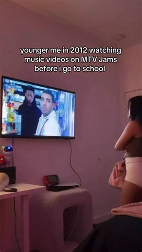 rachelle 💣 on Instagram: "what even happened to MTV jams? 💔😢 #trendingreels #viral #trending #fyp #reels"