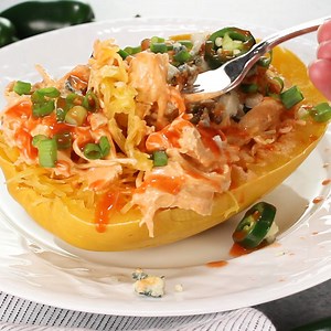 517K views · 229 reactions | Instant Pot Spaghetti Squash Buffalo Chicken (Low Carb) – a lightened up, and mouthwatering meal!! It’s low-calorie, low-carb, full of nutrition, loaded with lean protein, and it tastes insanely delicious! Recipe--> https://tasteandsee.com/instant-pot-spaghetti-squash-buffalo-chicken/ | Taste And See | Facebook