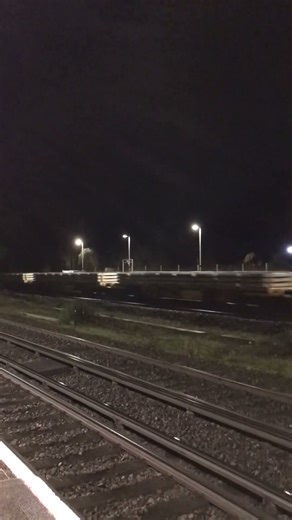 Class 69 - 69007 passing through Hook station #fypシ#viral#trainspotting#class69#hook