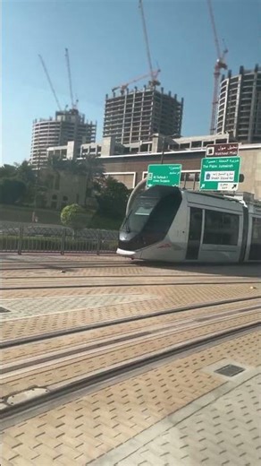 This is the WORLD'S best public transport?//Dubai 🇦🇪 #travel #dubai #shorts