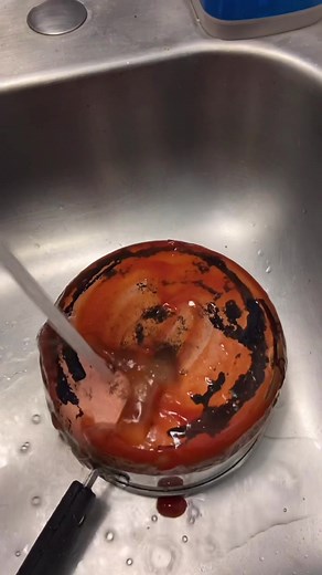 Restoring a Crusty Copper Pot with Ketchup