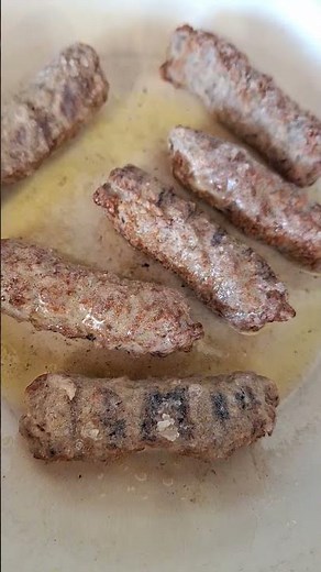 DELICIOUS SCRAMBLED EGG AND SAUSAGE WRAP #food #scrambledegg #recipe #cooking #eggrecipe